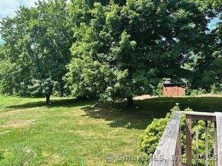 Building Photo - 24 Candlewood Ln