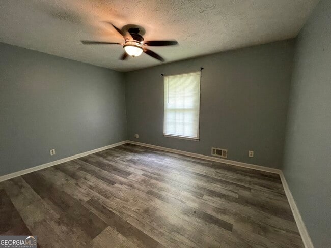 Building Photo - 5568 Rock Garden Ct NW