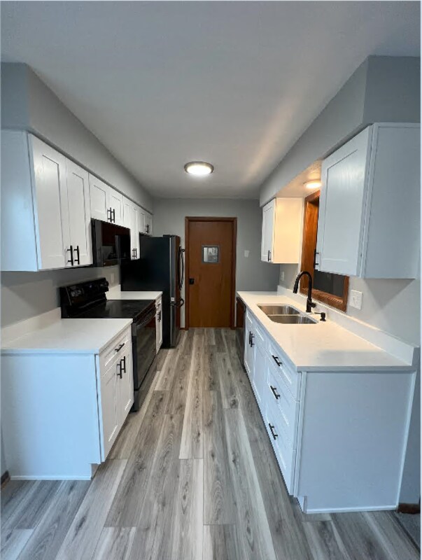 Building Photo - 2 S Wickham Ct