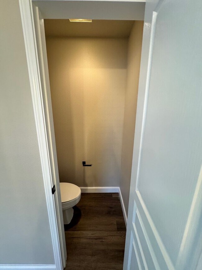 Building Photo - Move-In Ready Family Home in North San Antonio