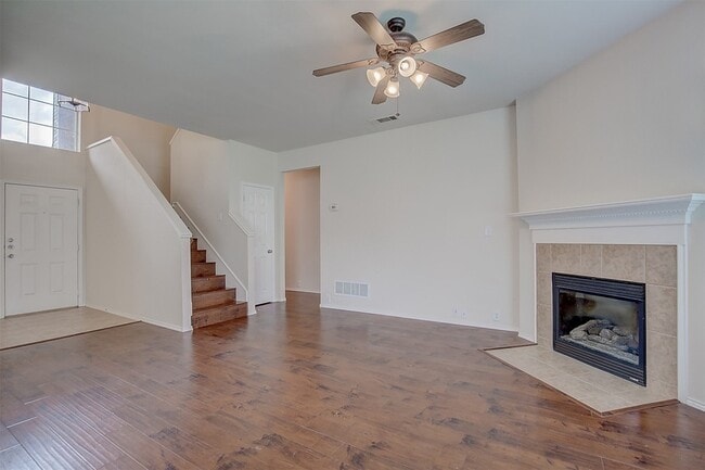 Building Photo - 2609 Monroe Dr