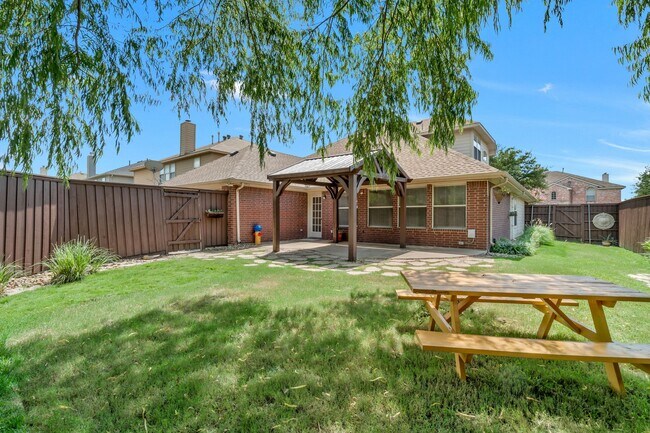 Building Photo - 6412 Autumn Trail