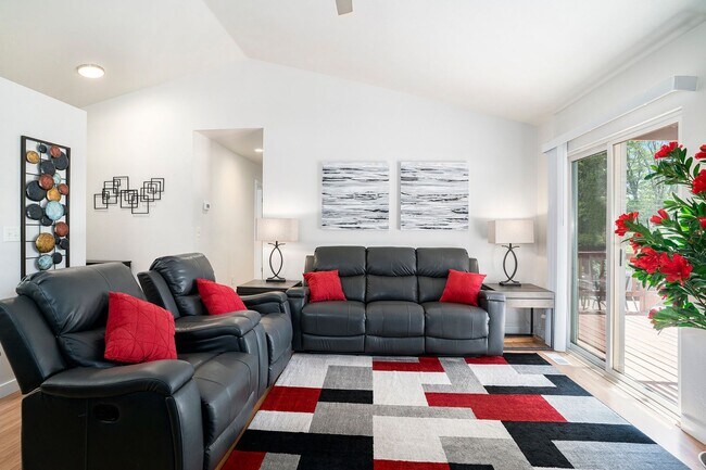 Building Photo - Great Home in West Loveland