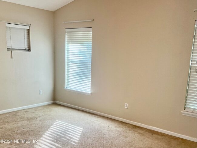 Building Photo - 13407 Devan Lee Dr E