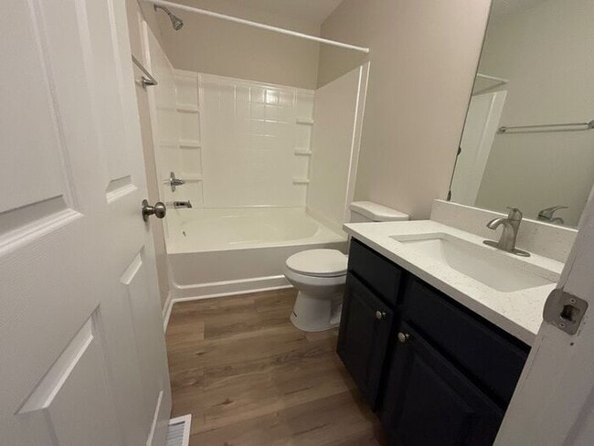 Building Photo - **Modern 2-Story Townhome in Decatur – 3 B...