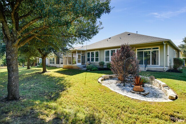Building Photo - 313 Essex Ln