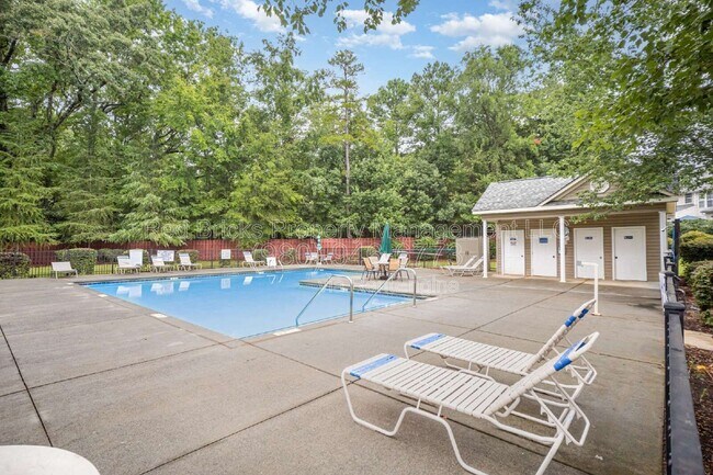 Building Photo - 117 Snead Rd