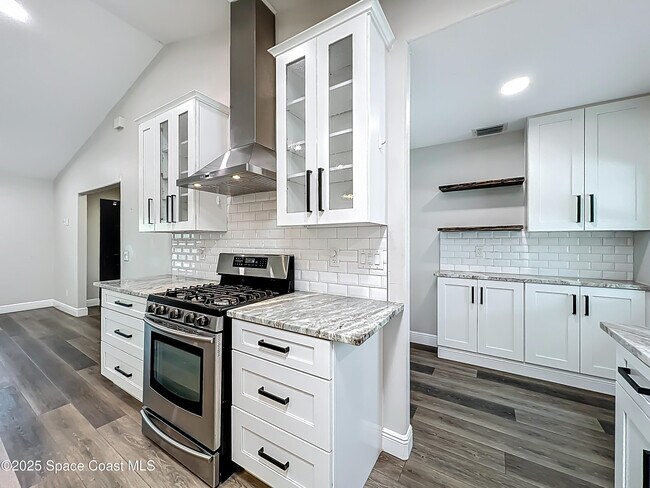 Building Photo - 1342 Richwood Cir