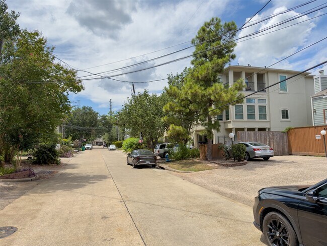 Building Photo - 4225 Purdue St