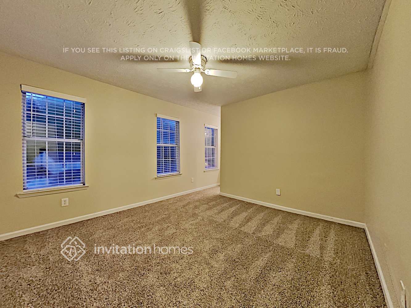 Building Photo - 715 Country Manor Way