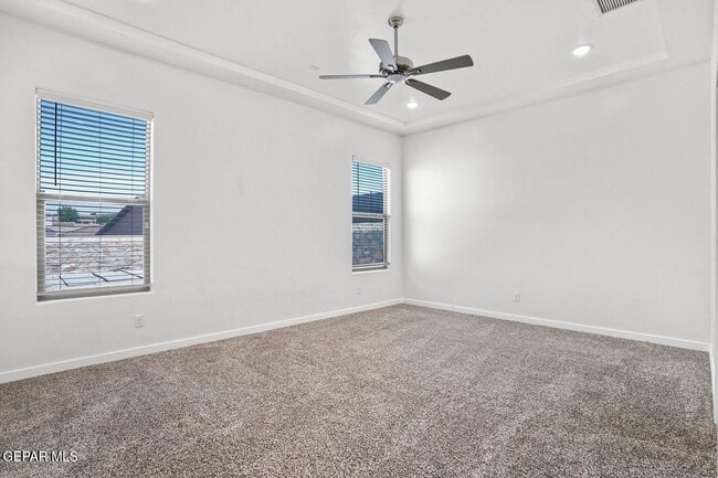 Building Photo - 717 Chatham Pl