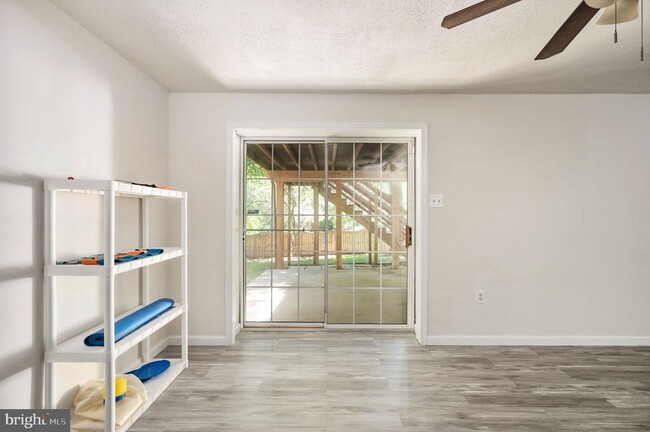 Building Photo - 22 Tanterra Dr