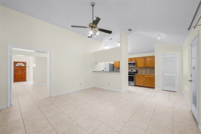 Building Photo - 17402 Eastwood Cir