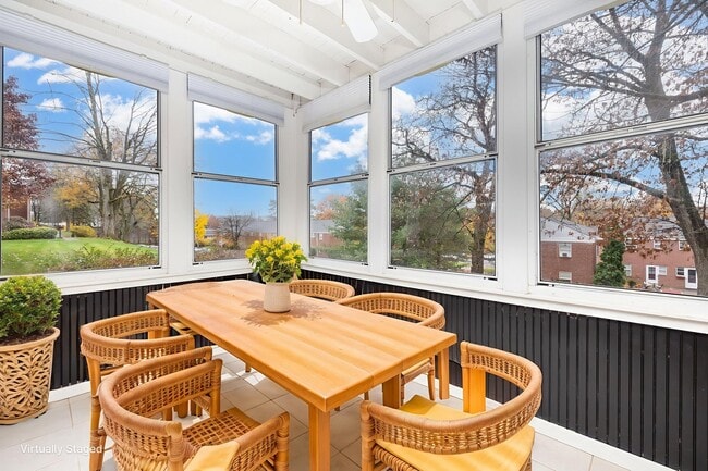 Building Photo - 43 Arnold Way