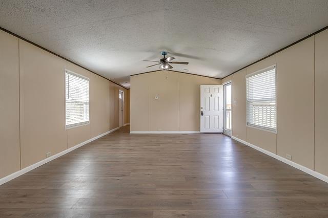 Building Photo - 1948 Lariat Ln