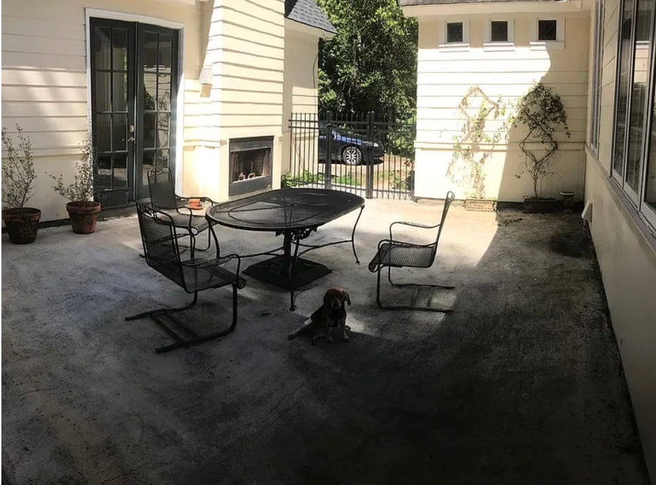 Building Photo - 2528 Myrtle Ave