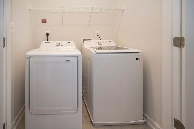 Building Photo - Close to everything!  Skyline at Embrey Mill!  Brand New Live and Work Townhomes.