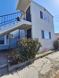 Building Photo - Great 2-Bedroom. MUST SEE!!