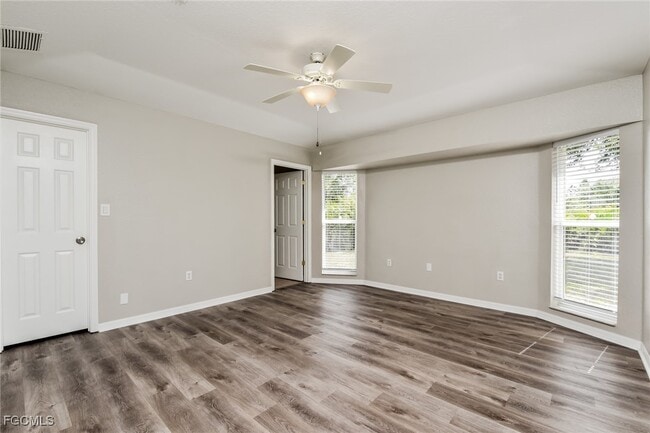 Building Photo - 2810 Beloit Terrace