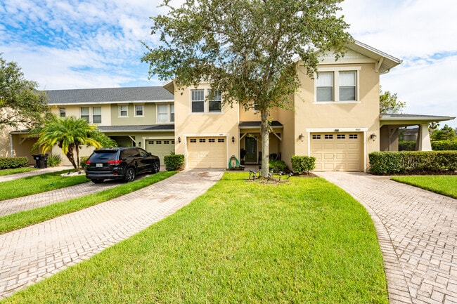 Primary Photo - 9859 Tivoli Villa Dr