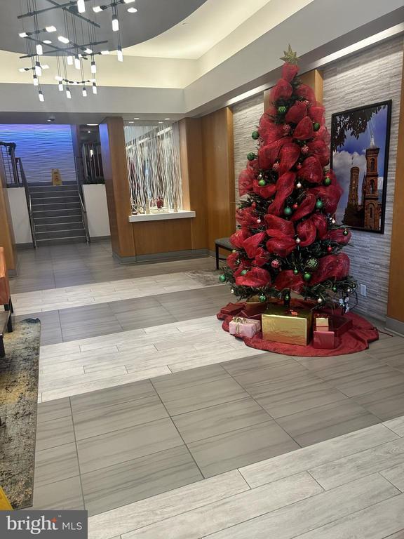 Building Photo - 350 G St SW