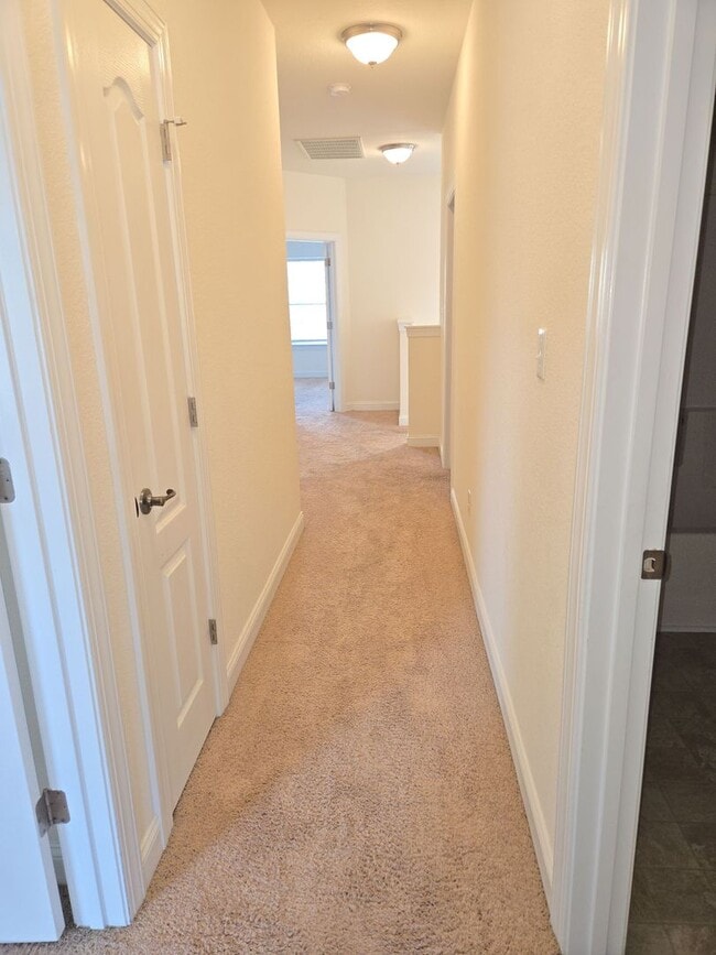 Building Photo - Virginia Beach living at its BEST!