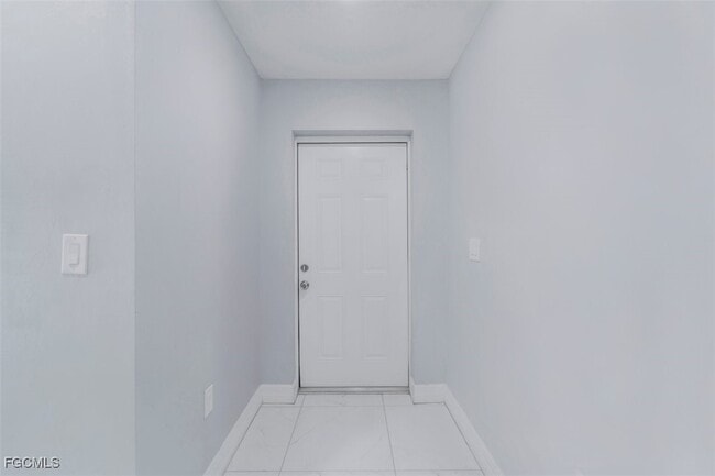 Building Photo - 129 Meadow Rd