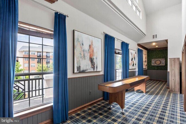 Building Photo - 12954 Centre Park Cir