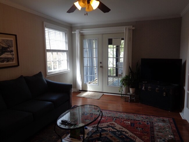 Building Photo - Charming Ardmore Home