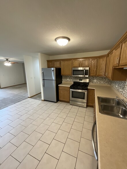 Building Photo - 1209 Winans Ave