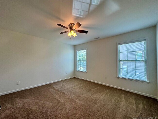 Building Photo - 350 Watchmen Ln