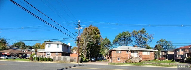 Building Photo - 1275 Palisade Ave