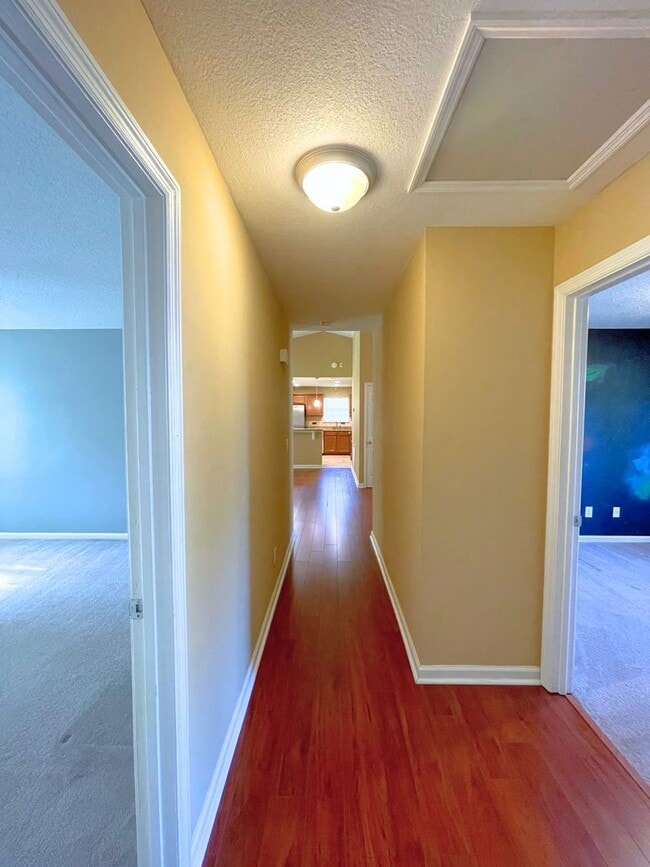 Building Photo - Charming 3-Bedroom, 2-Bath Home with Large...