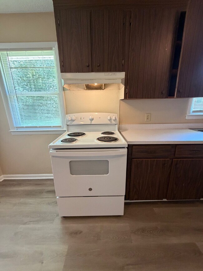 Building Photo - 2 BR | 1 BA Apartment in Goldsboro! ALL utilities included Electric | Water | Trash | Lawn Care *...