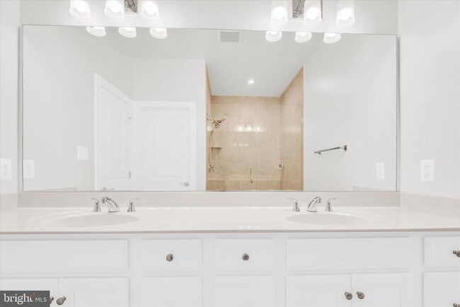 Building Photo - 9505 Bent Creek Pl