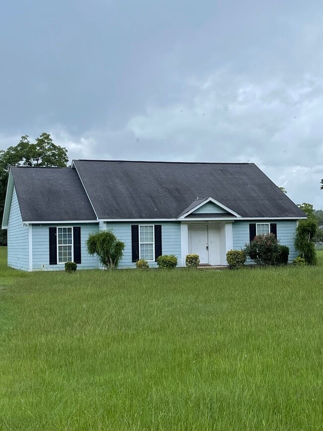 Building Photo - 1330 Lovers Lane Rd