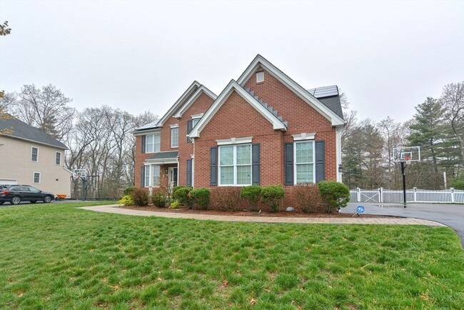 Building Photo - 33 Anderson Way