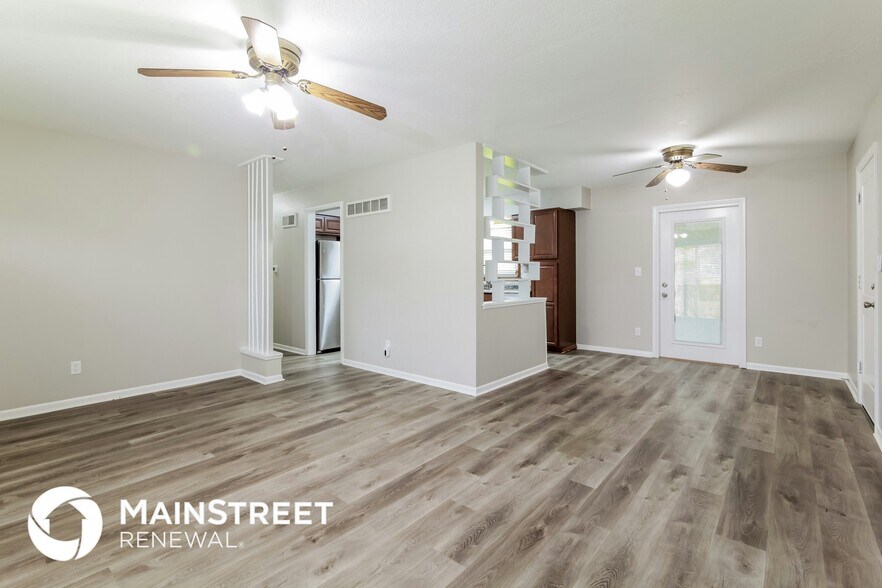 Building Photo - 14605 East 37th St S