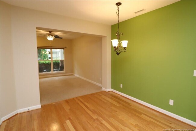 Building Photo - 8011 Sunset Branch Ct