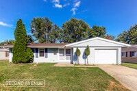 Building Photo - 3619 Ireland Dr