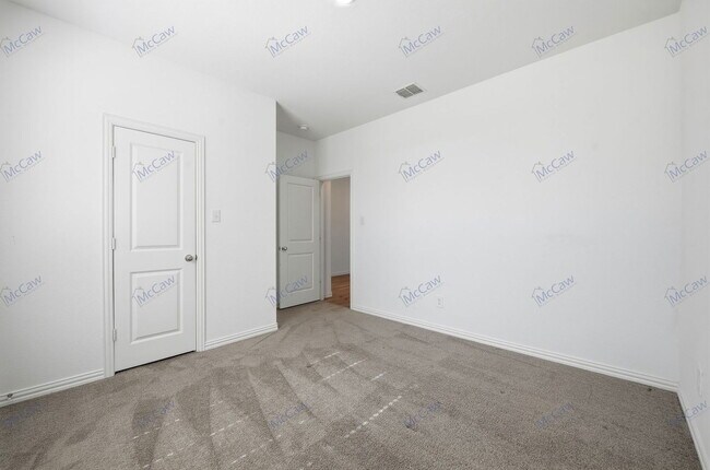 Building Photo - 2528 Starwater Dr