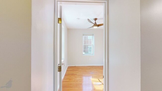 Building Photo - 330 Delafield Pl NW