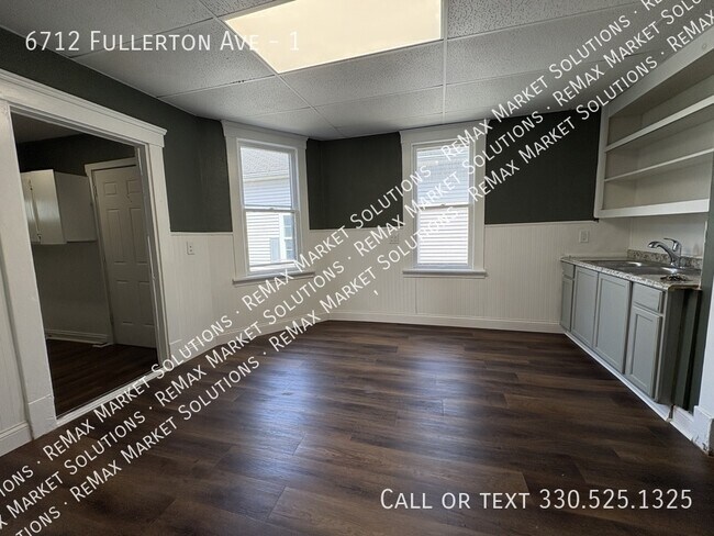 Building Photo - 6712 Fullerton Ave
