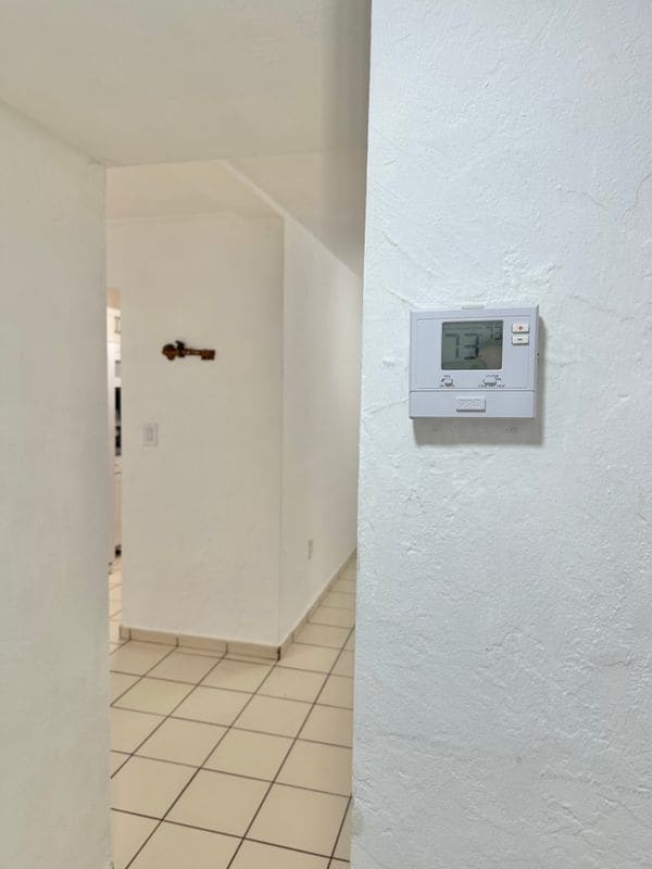 Building Photo - 4655 Palm Ave