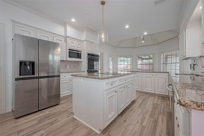 Building Photo - 510 Barkers Cove