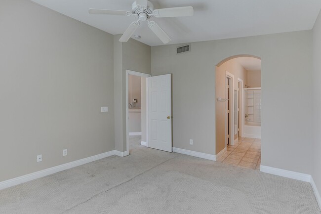 Building Photo - ** COMING SOON!!! ** Charming Henderson Townhome with Double-Sided Fireplace, Stainless Steel Kit...