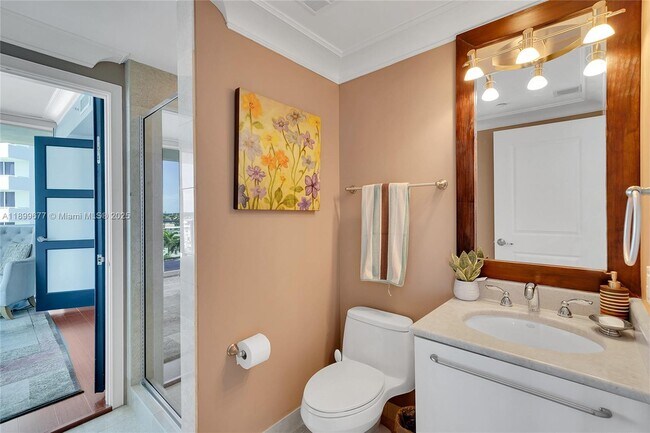 Building Photo - 3101 S Ocean Dr