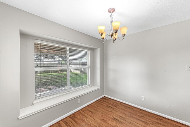 Building Photo - 20347 Hunterclif Ln