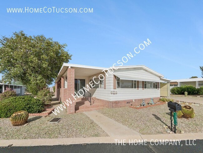 Building Photo - 10675 N Kilimanjaro Ave