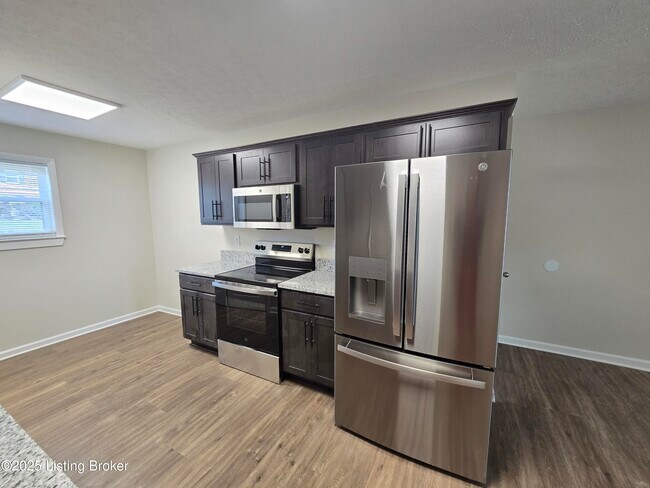 Building Photo - 9124 Kenlock Dr